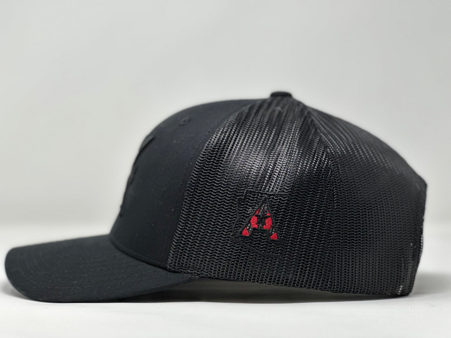 AZ48 Compass Black/Black Trucker Hat